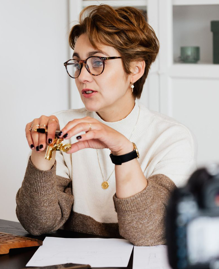 Texas Virtual CPA reviewing financial statements